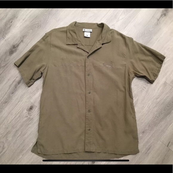 Columbia 100% Silk Embroidered Fisherman Fly Fish - Picture 1 of 8